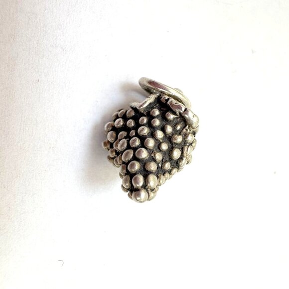 Vintage Sterling Silver 925 Grape Cluster Textured Charm Size 19mm Length - Picture 6 of 9